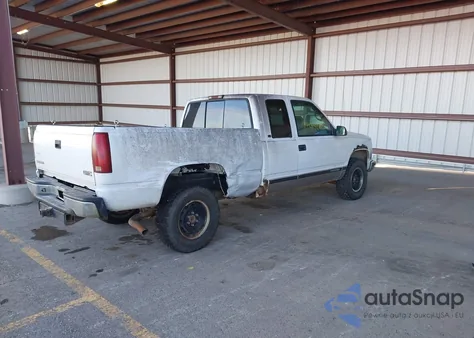 1998 GMC Sierra 1500 Sl Wideside from USA, damaged, VIN 2GTEK19R7W1515386